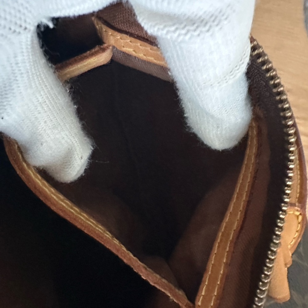 Louis Vuitton Speedy 25 with dustbag and lock and key - Picture 12 of 16